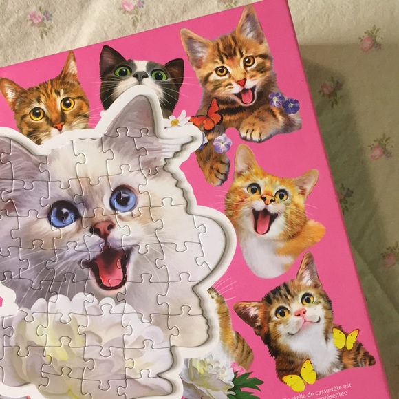 Selfies Mini Shaped Cat Puzzle - Picture 7 of 8